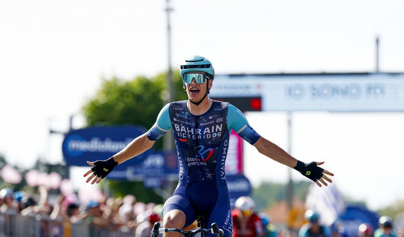 Alec Segaert conquista Novi Ligure al Giro d’Italia 2026