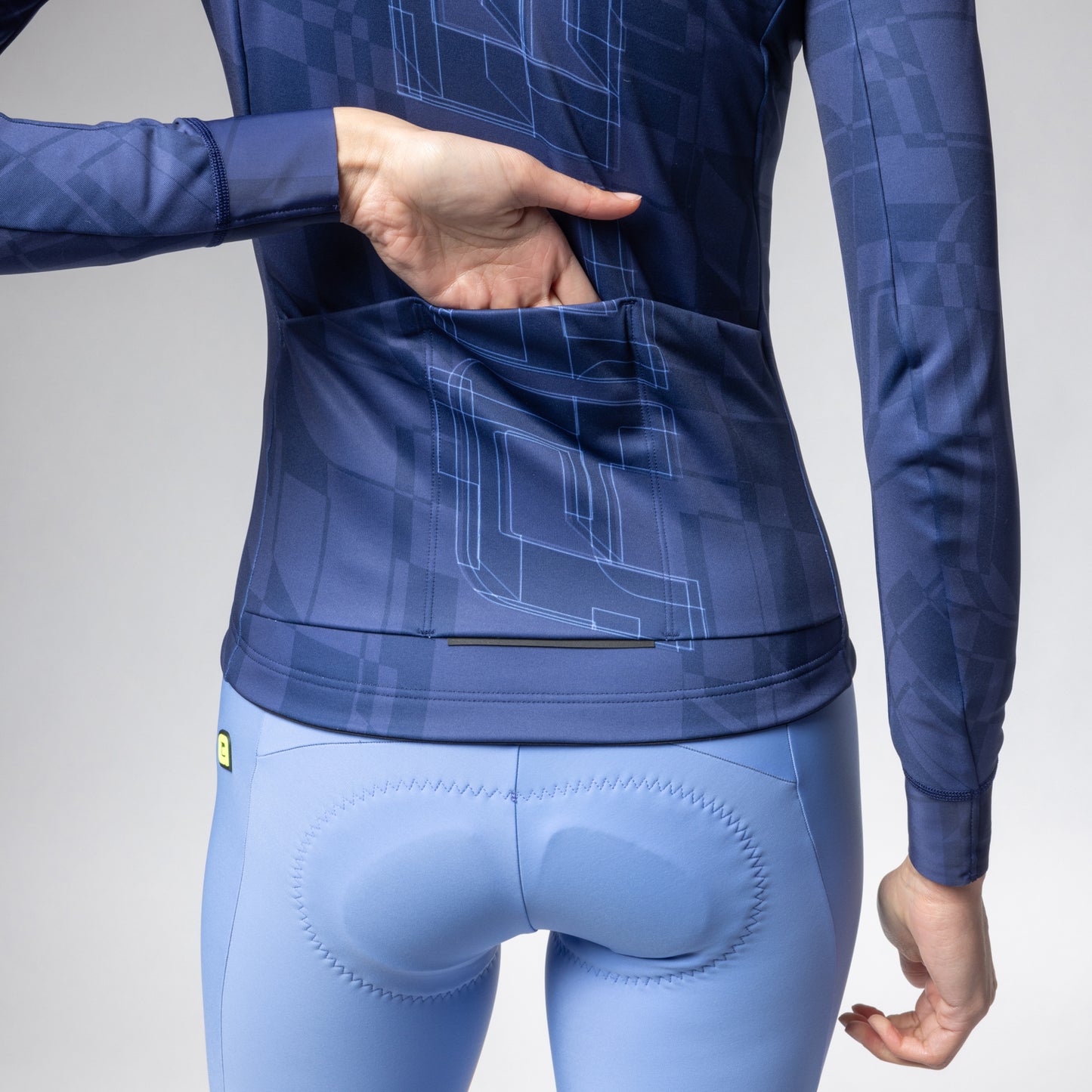 Long Sleeve Jersey Woman Schema