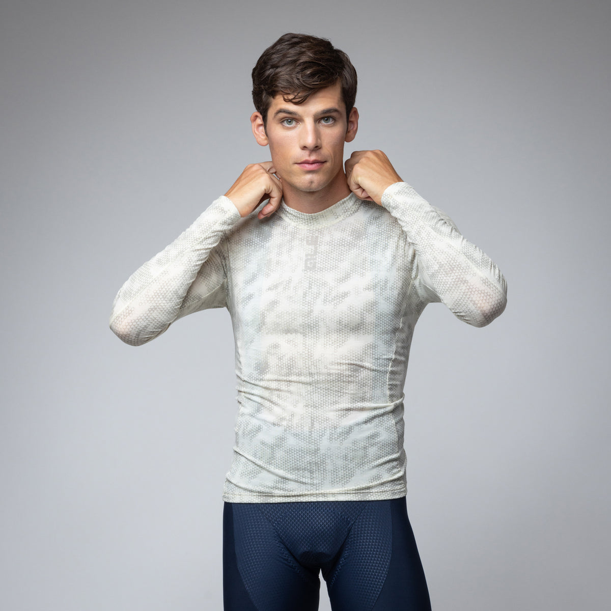 Long Sleeve Base Layer Man Knitted