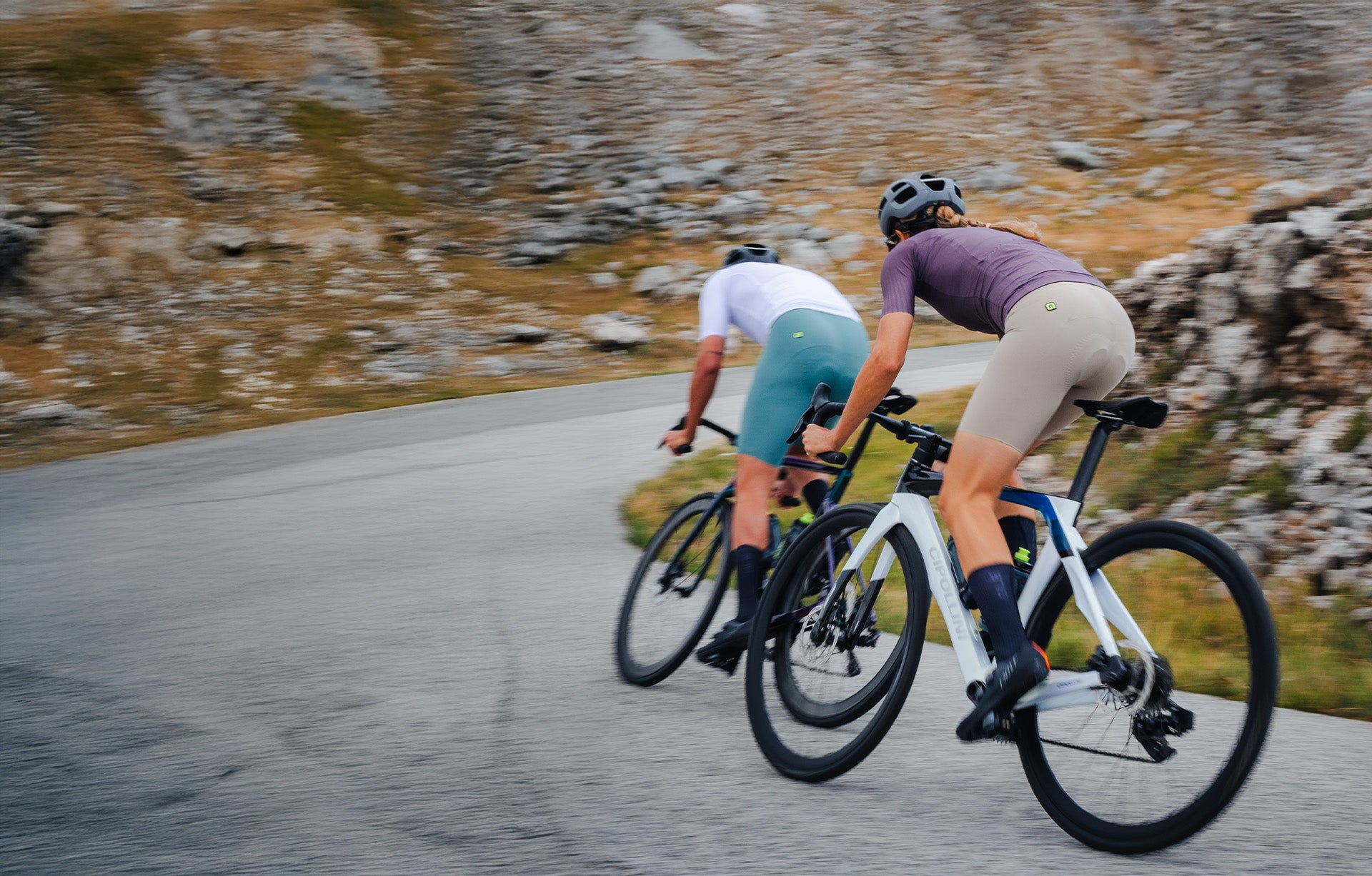 Collection Pantaloncini ciclismo donna banner image 1