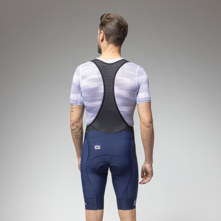 Trägerhose Mann 